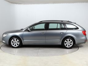 Škoda Superb - 2011