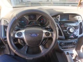 Ford Focus - 2012