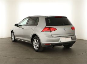 Volkswagen Golf - 2014