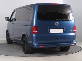 Volkswagen Multivan - 2010