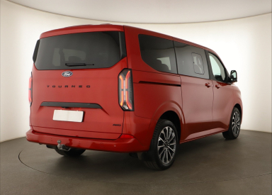 Ford Tourneo Custom - 2025