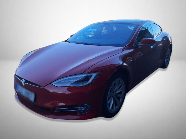 Tesla Model S 2019