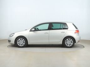 Volkswagen Golf - 2012