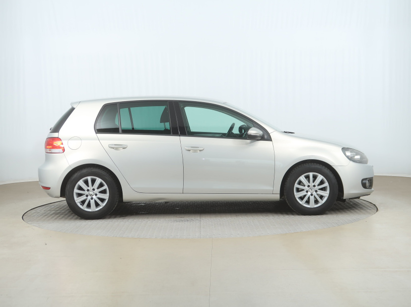 Volkswagen Golf, 2012