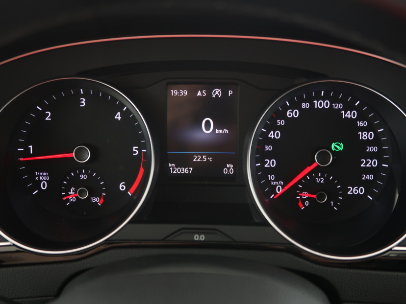 Volkswagen Passat, 2020