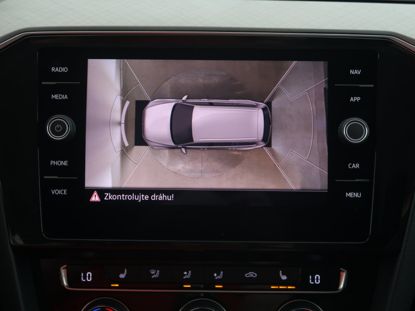 Volkswagen Passat, 2020