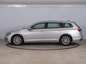 Volkswagen Passat - 2020