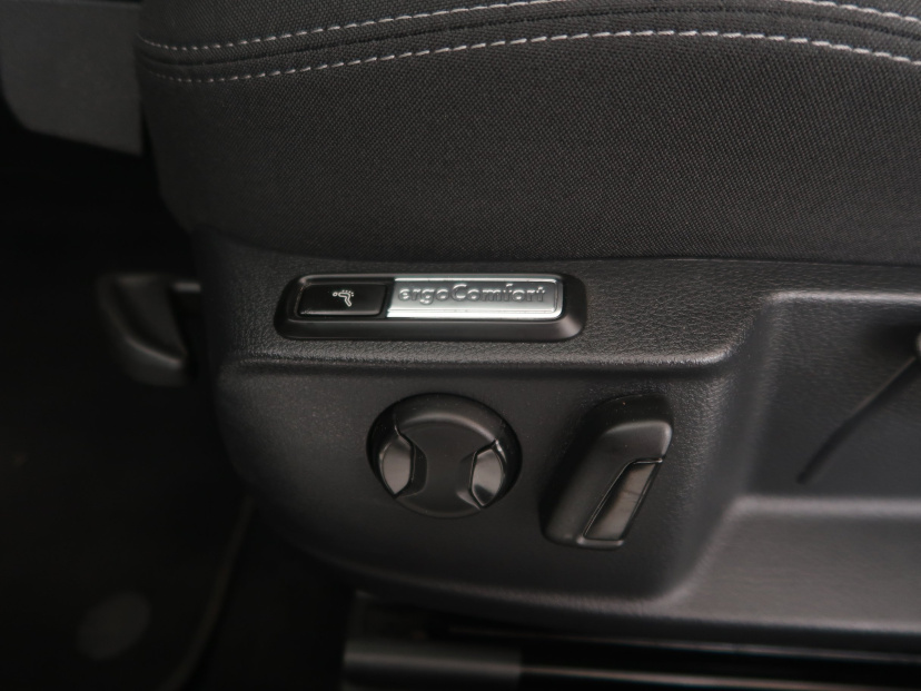 Volkswagen Passat, 2020