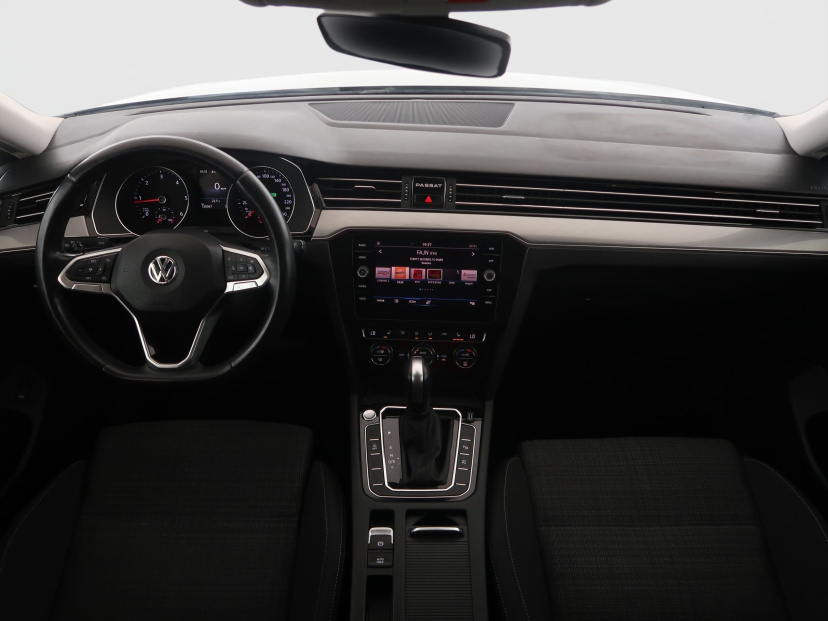 Volkswagen Passat, 2020