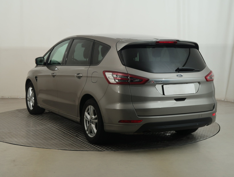 Ford S-Max, 2016