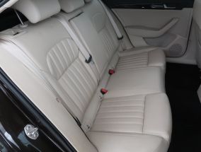 Škoda Superb - 2016