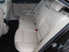 Škoda Superb - 2016
