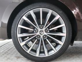 Škoda Superb - 2016