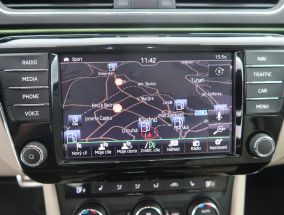 Škoda Superb - 2016