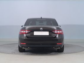 Škoda Superb - 2016