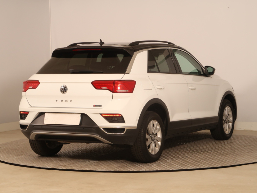 Volkswagen T-Roc, 2019
