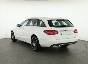Mercedes-Benz C - 2015