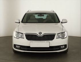 Škoda Superb - 2015