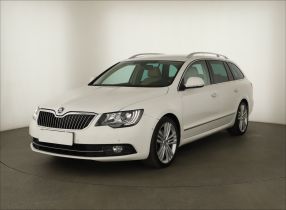 Škoda Superb - 2015