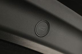 Tesla Model Y - 2023