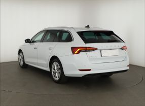 Škoda Octavia - 2021