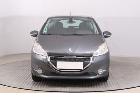 Peugeot 208 - 2014