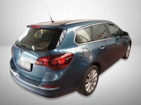 Opel Astra - 2013