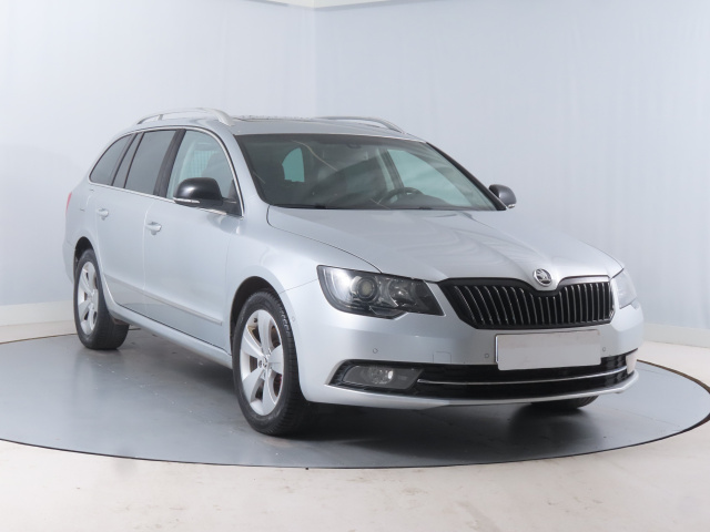 Škoda Superb 2013