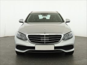 Mercedes-Benz E - 2017