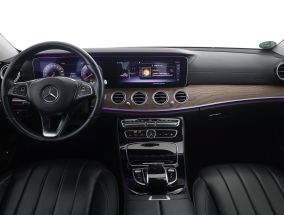 Mercedes-Benz E - 2017