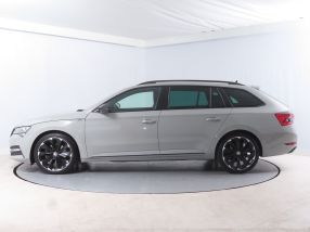Škoda Superb - 2024