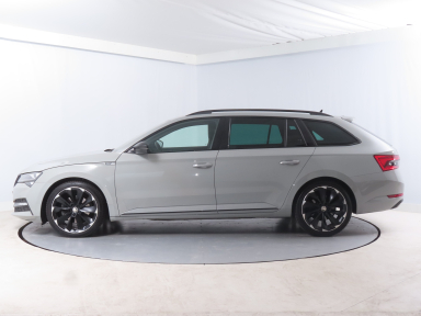 Škoda Superb - 2024