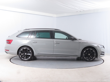 Škoda Superb - 2024