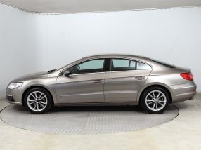 Volkswagen Passat CC - 2009