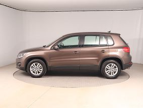 Volkswagen Tiguan - 2012
