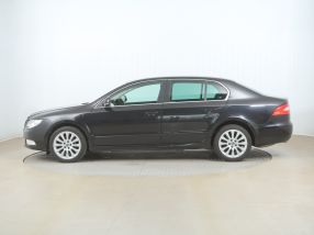 Škoda Superb - 2012