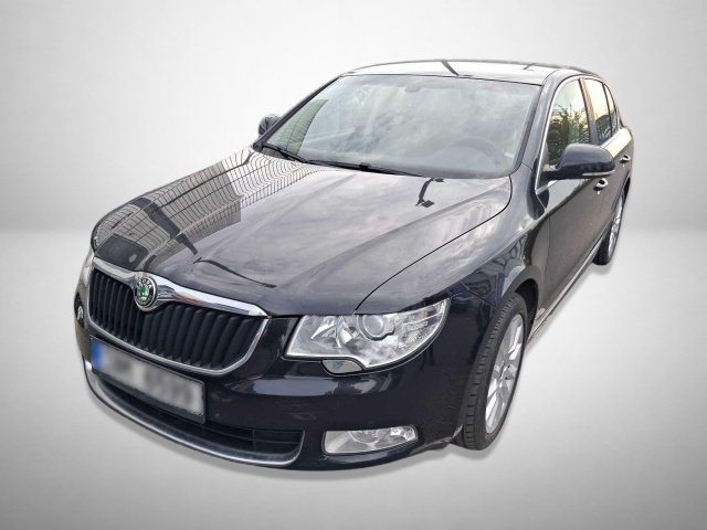 Škoda Superb 2012