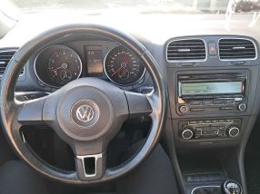 Volkswagen Golf - 2010