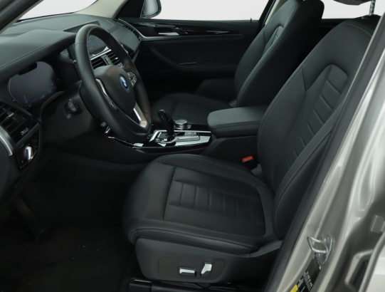 BMW iX3 80 kWh