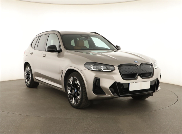 BMW iX3 2022
