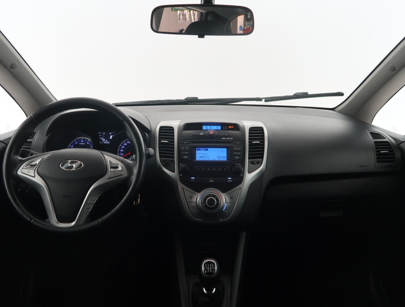 Hyundai ix20, 2012