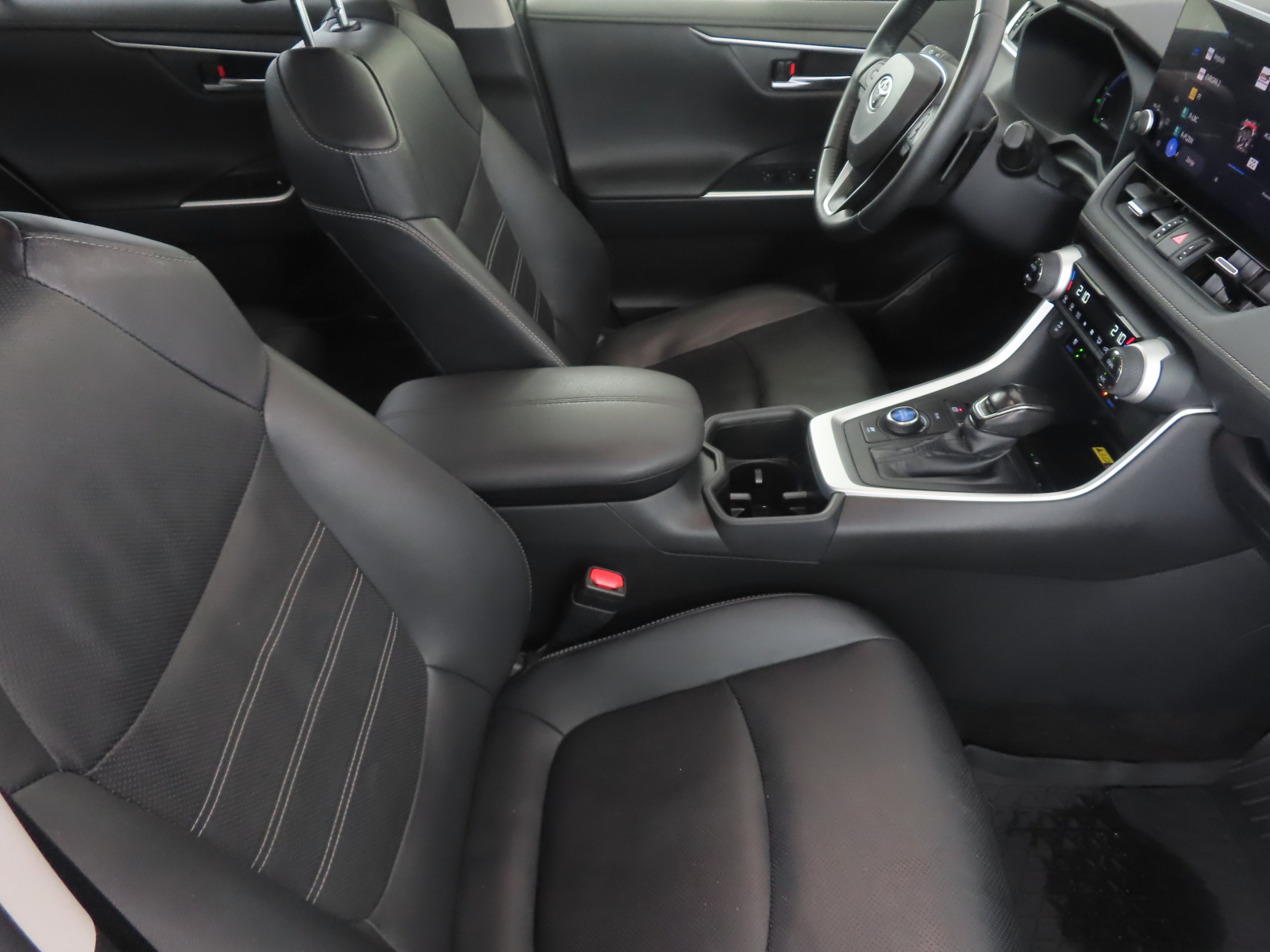 Toyota RAV 4 - 2024