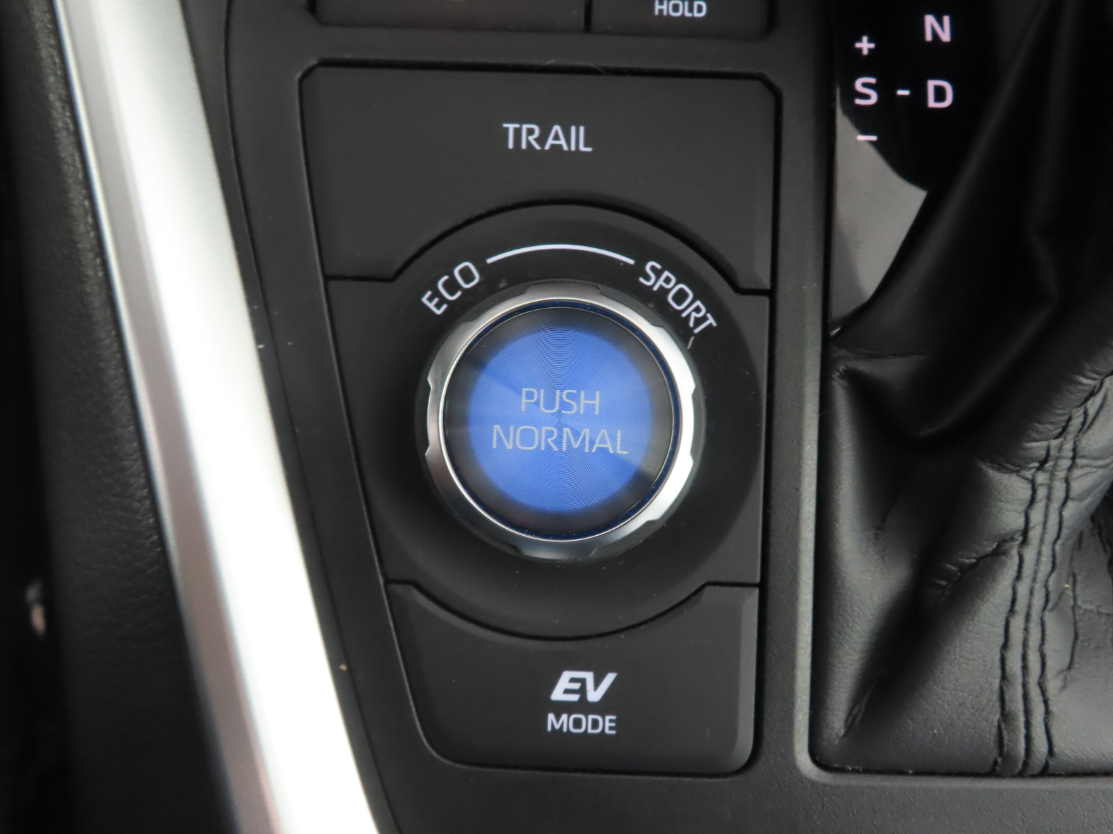 Toyota RAV 4 - 2024