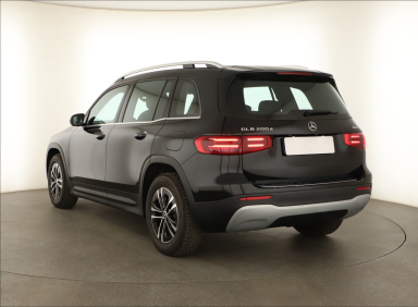 Mercedes-Benz GLB - 2024
