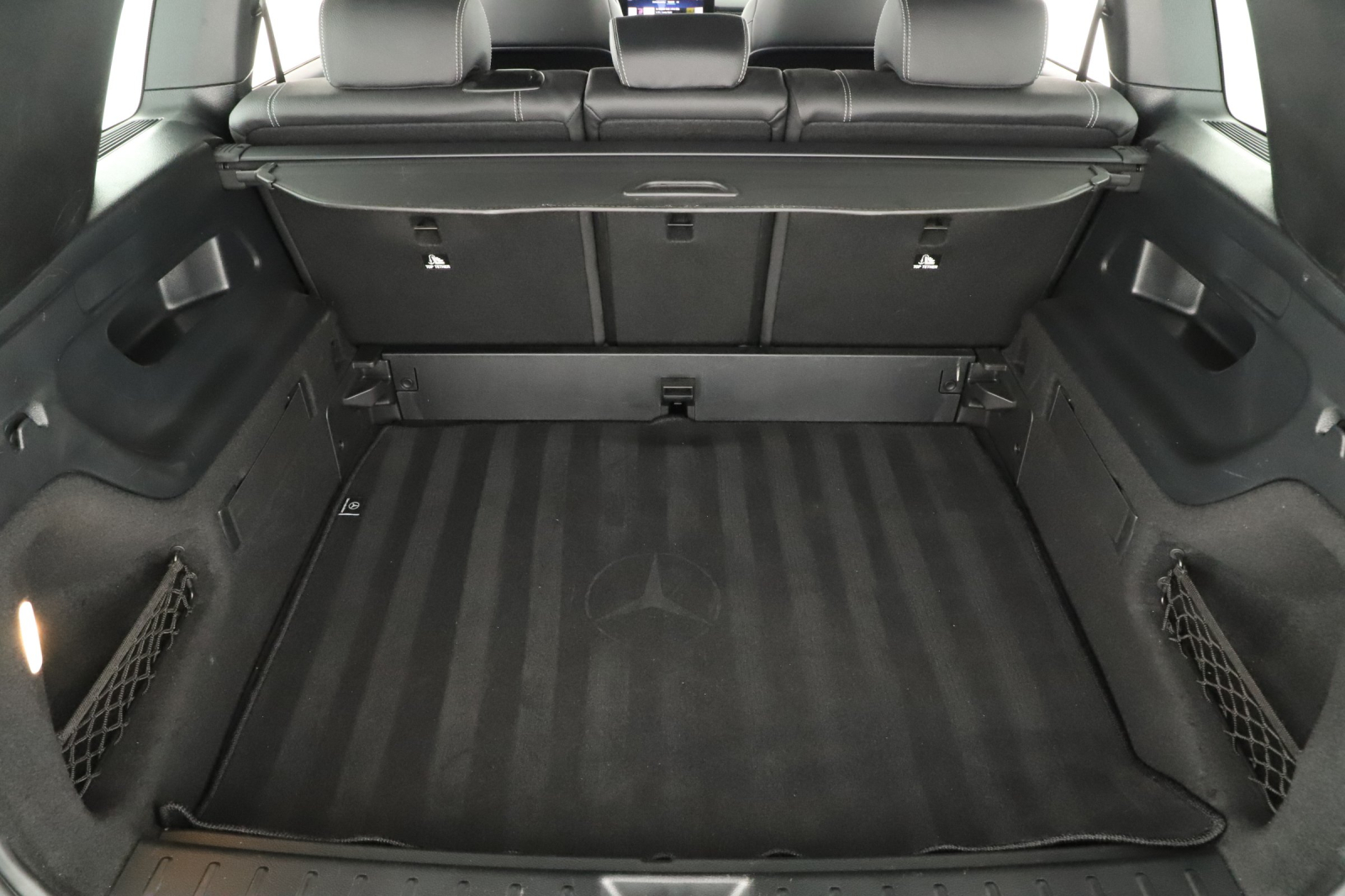 Mercedes-Benz GLB - 2024