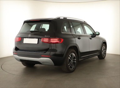 Mercedes-Benz GLB - 2024