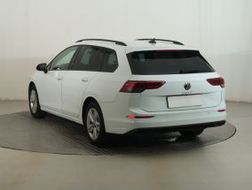 Volkswagen Golf - 2021