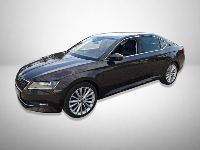 Škoda Superb 2016
