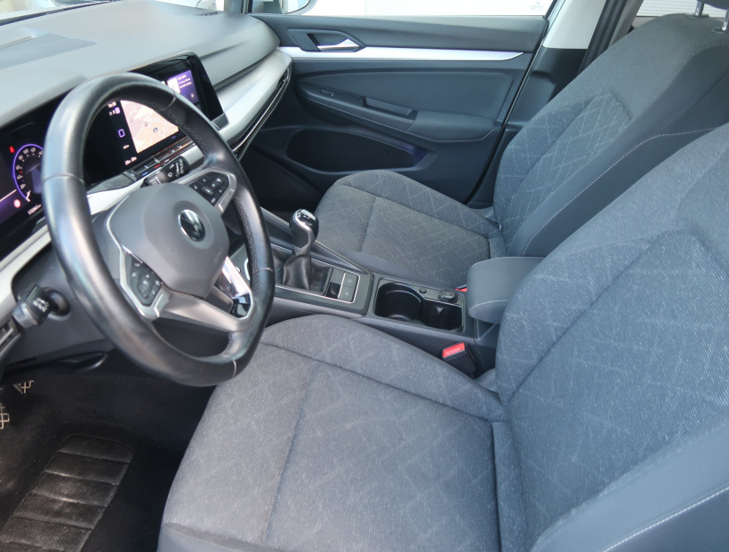 Volkswagen Golf, 2021