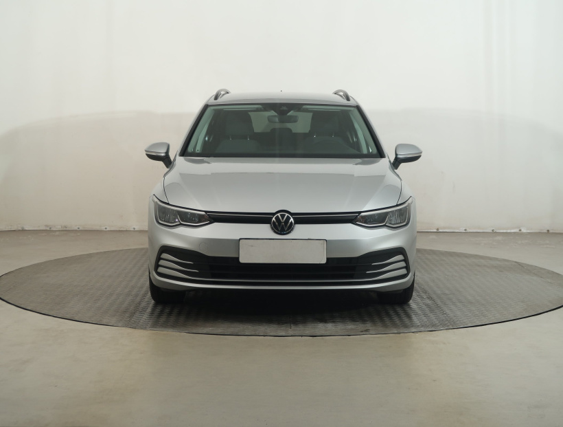 Volkswagen Golf, 2021